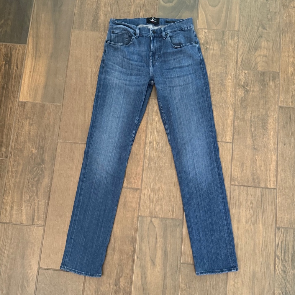 SEVEN - LUXE PERFORMANCE PLUS SLIMMY TAPERED IN MID-BLUE Size 30